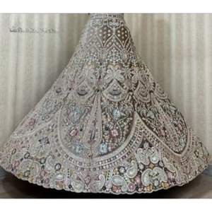 Vente en gros exclusive Riddhi Suman Bridal Lehenga Heavy Zari & Jarakn Work 12 Kali Flare 5m Double Dupatta Four Side Border - Product Image 3