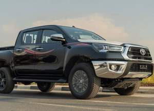 Toyota Hilux 2024 Toyota Hilux DC 2.7L Essence AT (Noir) - Product Image 2