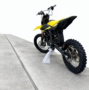 Nouvelle moto électrique tout-terrain haut de gamme Hyper Bee pour adultes, avec contrôle moteur avancé et freinage régénératif - Product Image 1