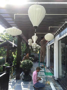 โคมไฟผ้าไหมเวียดนามหรูหราพร้อมไฟอ่อนช่วยเพิ่มพื้นที่หรูหราและอบอุ่น - Product Image 4