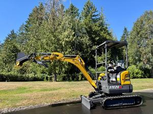 ENVÍO GRATUITO Excavadora Diésel CFG STE20R de 15 HP con Cuchilla Frontal de 39 a 49 Pulgadas, Cucharón de Excavación de 18 Pulgadas, Brazo Oscilante, EPA, CE, Sistema de Orugas de 2 Velocidades - Product Image 3