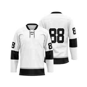 Conjunto de uniforme de hockey sobre hielo personalizado con tela de textura suave y fuerte construcción reforzada. - Product Image 3