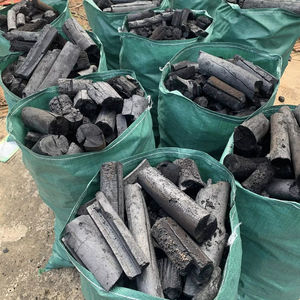 Charbon de bois pour barbecue à prix avantageux - Charbon de bois naturel en bois dur solide en forme de morceaux, noir, sans fumée, faible teneur en cendres, en provenance du Vietnam - Product Image 1