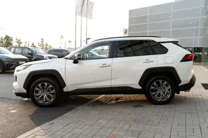 Toyota RAV4 V (XA50) 2024, Bajo Kilometraje, Caja de Cambios Automática, Volante a la Izquierda, Neumáticos R20, Estado Oscuro - Product Image 3