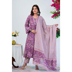 Ensemble Kurta en crêpe imprimé floral violet pour femmes avec dupatta, manches trois-quarts, pour occasions festives et décontractées - Product Image 3