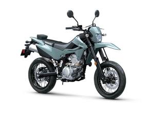Nueva Kawasaki KLX 300SM 2025 en Venta, Suspensión Resistente, Motocross Refrigerada por Aire - Product Image 3