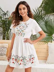 Nouvelle mode d'été plissée écologique grande taille dames robe élégante à manches courtes Maxi robe pour les fêtes tenue décontracté en gros - Product Image 4