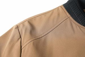 แจ็คเก็ตบอมเบอร์ขนแกะกันน้ำแบบกระดุมสองแถว ดีไซน์ใหม่สั่งทำพิเศษ ไซส์พลัส สำหรับฤดูหนาว พร้อมโลโก้แบบสั่งทำพิเศษแบบเย็บติด - Product Image 4