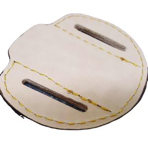 Ceci est une étui à couteau en cuir fait main. Ceci est une étui de poche en cuir tanné végétal fait main. - Product Image 1