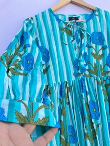 Robe midi à imprimé floral, mini robe, robe d'été en coton doux, robe légère, robe plus proche de la chaîne - Product Image 4