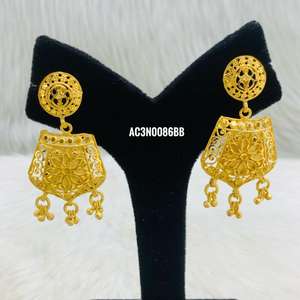 Último collar de Gargantilla chapado en oro Cadena de caja en forma de flor para fiesta y boda hecho de latón - Product Image 3