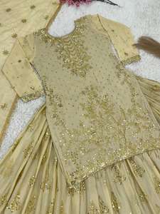 Top de seda Chinon con bordado de secuencia informal de la mejor calidad con trabajo de encaje Lehenga Abd Dupatta nuevo trabajo de bordado pesado exclusivo - Product Image 3