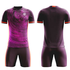 Vêtements de sport Équipe de club Uniforme de football de football original Couleur personnalisée Offre Spéciale Ensembles d'uniformes de football respirants - Product Image 1