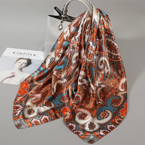 Pañuelo de Seda 100% con Estampado Digital de Lujo, Cuadrado de 90x90cm, Casual, Primavera, Multifuncional, Suave al Tacto para Mujer - Product Image 4