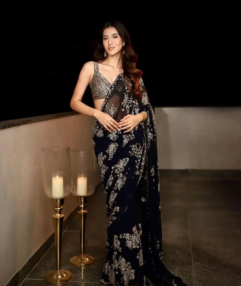 Yeni tasarımcı parti giyim siyah Faux Georgette ile çift sıra nakış iş sari ile en düşük fiyat Saree ile çalışma bluz
