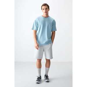 T-shirt basique bleu clair pour homme - 88378 - Coupe ample, tissu épais et doux texturé, 100% coton tricoté - Product Image 5