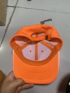 เสื้อยืดกีฬากลางแจ้งสำหรับทุกเพศเสื้อยืด100% โพลีเอสเตอร์คุณภาพสูงออกแบบโลโก้ได้ตามต้องการเย็บปะติดปะต่อกันสไตล์กอล์ฟเบสบอลใช้ในชีวิตประจำวัน - Product Image 5