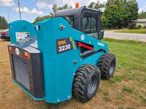 ENVÍO GRATUITO SUNWARD SWTL 3230 Cargador Compacto con Certificación EPA y CE, Cilindro Hidráulico Eaton, Motor Principal, Bomba, Caja de Cambios, Engranaje, PLC - Product Image 2