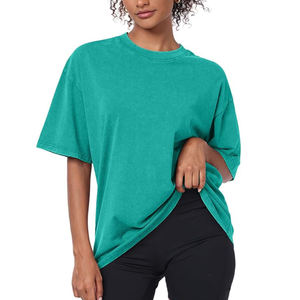 Camiseta gráfica para mujer, camiseta de talla grande con cuello redondo, poliéster transpirable, estilo informal, camiseta de verano, estampado de logotipo personalizado de Color verde - Product Image 4