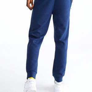 กางเกงจ็อกเกอร์ผ้าฟลีซพิมพ์ลายโลโก้สตรีทแวร์คุณภาพสูง ยืดได้สี่ทิศทาง มีเชือกผูกเอว ทรงปกติสำหรับผู้ชาย ทรงตรง ผ้าไม่ทอ - Product Image 3