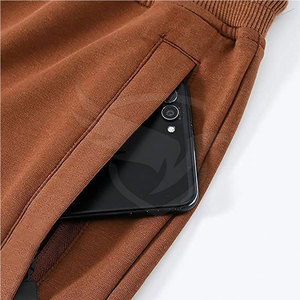 Gran oferta de pantalones cortos de algodón hechos de peso ligero para hombre, pantalones cortos transpirables holgados, pantalones cortos superventas para hombre - Product Image 4