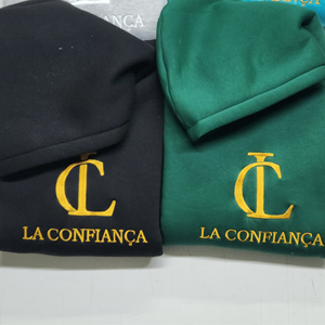 Sweats à capuche unisexes en polaire confortable de qualité supérieure, imprimés sur mesure en polyester/coton, motif uni élégant, col à capuche, flocage - Product Image 5