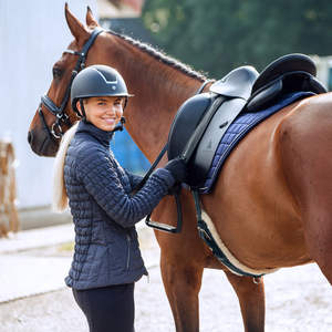 Tapis de selle de dressage matelassé Offre Spéciale | Tapis d'équitation à séchage rapide avec garniture en cristal Équipement équestre à la mode - Product Image 4