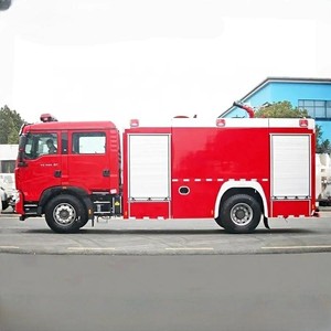 Camion arroseur d'eau de lutte contre l'incendie de ³ de l'usine directe de la Chine 8m utilisé pour le sauvetage d'incendie à vendre - Product Image 3