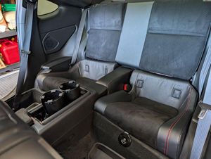 Auto Deportivo Compacto Usado 2024, Edición Limitada, 2 Puertas, Alto Rendimiento, con Manejo Deportivo, Sin Accidentes - Product Image 3