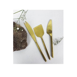 Juego de 3 cuchillos de queso de latón para el hogar Juego de queso de alta calidad y cubiertos de pieza de diseño de mango excelente real - Product Image 3