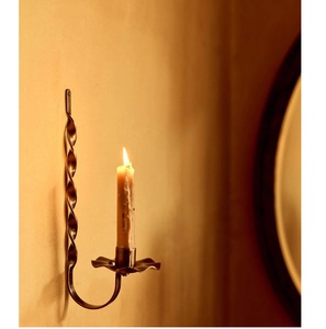 เชิงเทียนโลหะเหล็กติดผนังดีไซน์ทันสมัยสีดำสำหรับห้องนั่งเล่นบ้านและห้องนอนตกแต่งผนังสโคน - Product Image 3