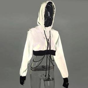 เสื้อมีฮู้ดแขนยาวสะท้อนแสงสำหรับผู้หญิง,เสื้อฮู้ดผู้หญิงน้ำหนักเบาสะท้อนแสงมีโลโก้แบบกำหนดเอง - Product Image 5