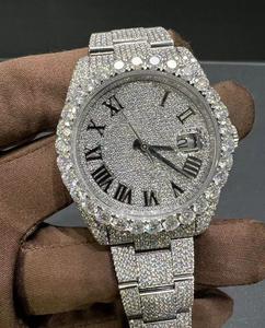 Montre-bracelet unisexe en alliage avec cadran fantaisie, ornée de diamants de moissanite ronds VVS et de quartz, idéale pour les soirées et comme cadeau tendance - Product Image 1