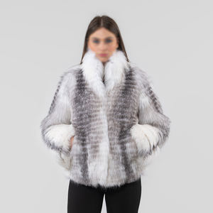 Chaqueta de piel de zorro cruzada negra para mujer, abrigos cortos de estilo Hip Hop con cuello alto, forro de seda con relleno, estampado de lana tejida Top, nuestra XS - Product Image 1