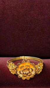 Anillo hecho en India con chapado en oro de 22 quilates y diseño de flores, anillo hecho a mano de estilo moderno, joyería para mujer - Product Image 3