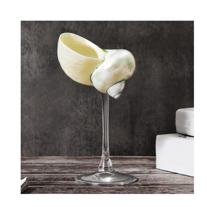 Verre à coquille Turbo Artisan pour dessert au vin et cocktails gastronomiques - Product Image 5