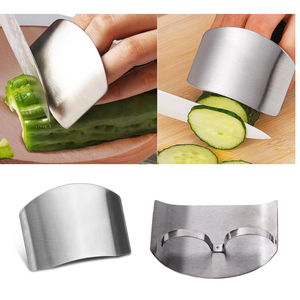 Protector de Dedos de Acero Inoxidable para Cortar - Paquete de 2 Herramientas de Seguridad para Cocina - Product Image 1