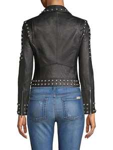 Impresionante chaqueta de cuero con botones negros para mujer Chaquetas elegantes - Product Image 3