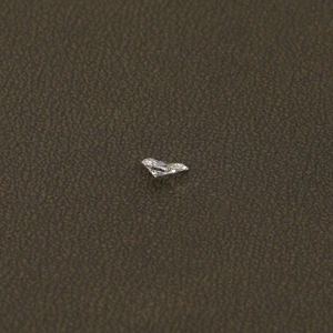 Diamant de laboratoire CVD de 0,6 carat, taille poire, couleur F, clarté VS1, serti, certifié IGI, pour la fabrication de bijoux - Product Image 3