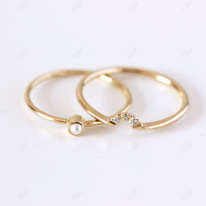 Anillo de oro amarillo de 18 quilates con diamantes de imitación para mujer, sortija, oro de 18 quilates, estilo clásico, aniversario - Product Image 2