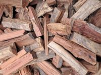Leña de madera dura Ironbark Premium Roja, en sacos de 15 kg, a granel y con marca personalizada, para parrillas, ahumadores, braseros exteriores, de uso permanente