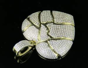 Pendentif cœur fissuré personnalisé en argent S925 Bijoux en diamant Moissanite parfaits pour le style Hip Hop - Product Image 3