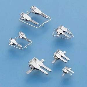 ชุดคลิปหนีบหลอดเลือดสำหรับการผ่าตัดขนาดเล็กของเอเคลนด์ ใหม่ สำหรับเครื่องมือผ่าตัดกระดูกและข้อ ผลิตจากสแตนเลสเกรดผ่าตัด ได้รับมาตรฐาน CE ใช้ซ้ำได้ด้วยมือ - Product Image 1