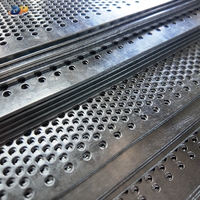 Tôle d'acier perforée galvanisée pour applications de ventilation et de protection industrielles