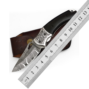 Couteau de poche pliant en bois de qualité industrielle fait à la main avec lame en acier damas manche en bois Pakka couteau de camping personnalisable OEM - Product Image 1