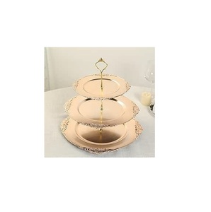 Support de chocolat en métal doré audacieux avec look industriel utilisé pour les stations de dessert contemporaines et les événements de marque - Product Image 3