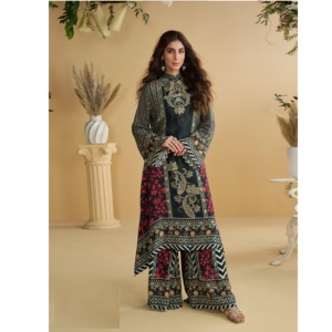 Salwar Kameez indien de qualité export, en crêpe premium avec imprimé numérique, travail Aari fait main et broderies fantaisie, avec dupatta. - Product Image 1