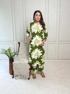 Tenue tendance romaine scintillante 3 pièces, vêtements ethniques multi-usages avec toucher doux pour femmes, pour tous les jours, les fêtes et les occasions spéciales - Product Image 5