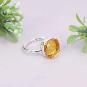 แหวนแต่งงานเงินแท้92.5พลอยซิทรีนแหวนแต่งงานสีเหลืองและสีขาวทองตัวเรือนกว้าง8มม. - Product Image 2