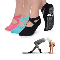 Vente en gros Logo personnalisé coton antidérapant paire femme antidérapant Pilates Yoga chaussettes pour femmes antidérapant